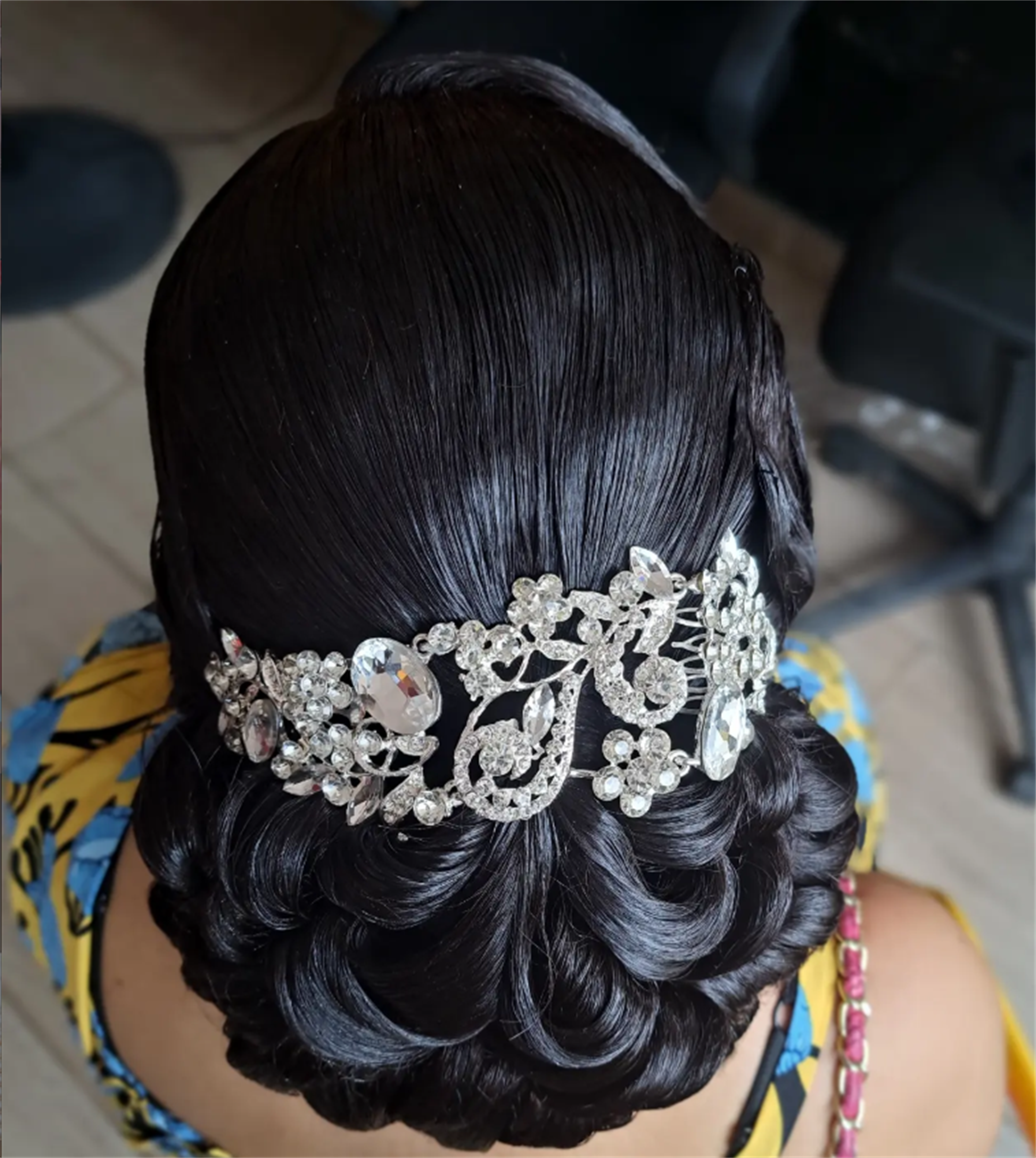 Diamond chignon